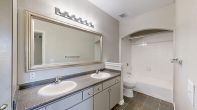 Interior Photo - Ridge at Blue Hills