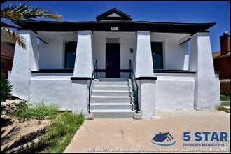 Building Photo - 2111 Portland Ave