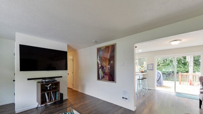 Foto del edificio - 10710 115th Ave SW