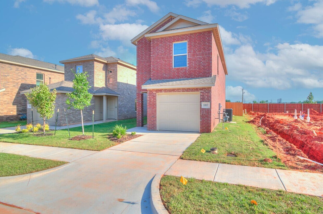 Foto principal - 3307 NW 149th St
