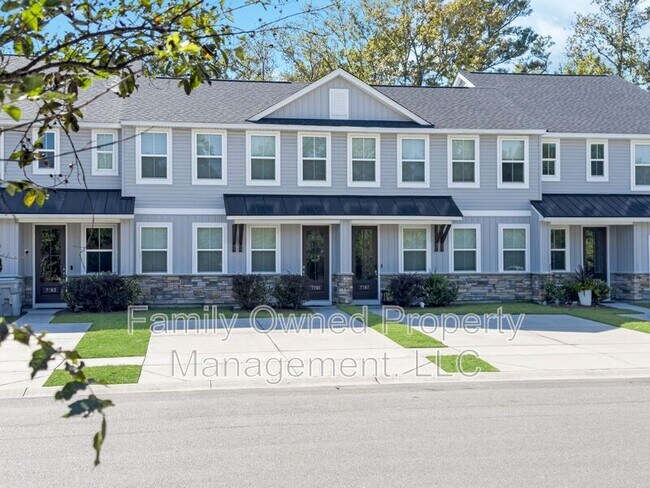 Foto del edificio - 7785 Park Gate Dr