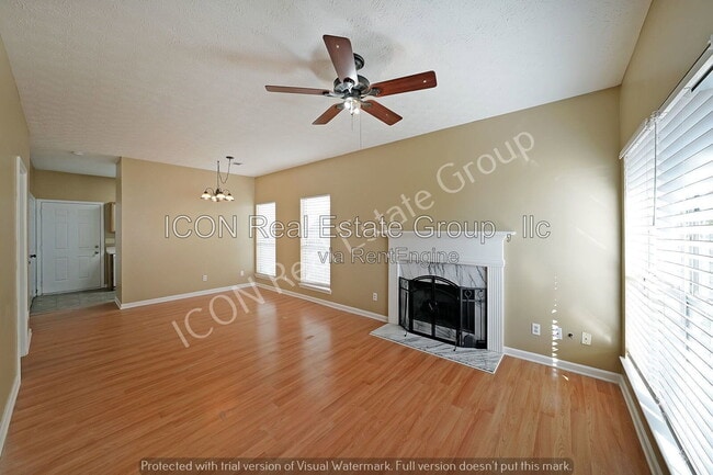 Foto del edificio - 27 Timber Ridge Dr