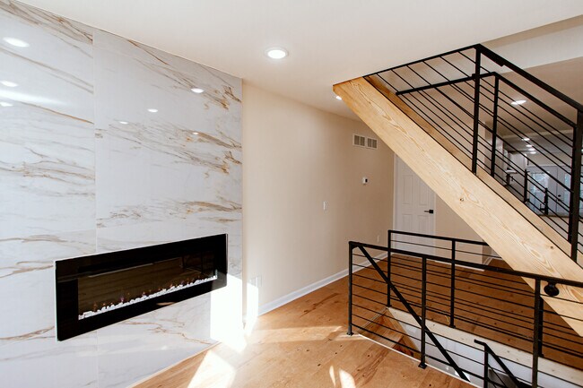 Building Photo - 2431 E Firth St