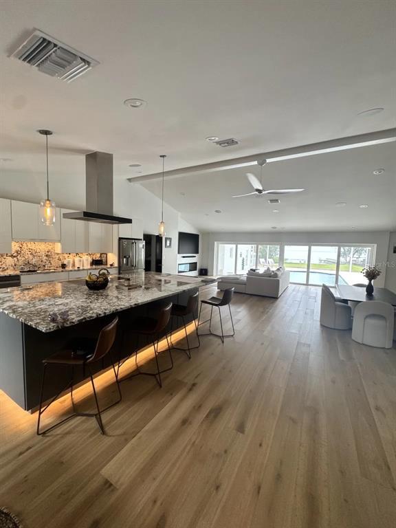 Foto del edificio - 1021 Temple Grove Pl