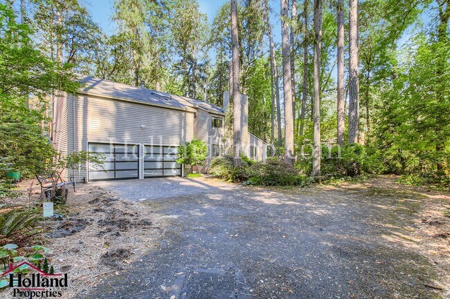 Foto del edificio - Peaceful Retreat in a Secluded, Wooded Set...