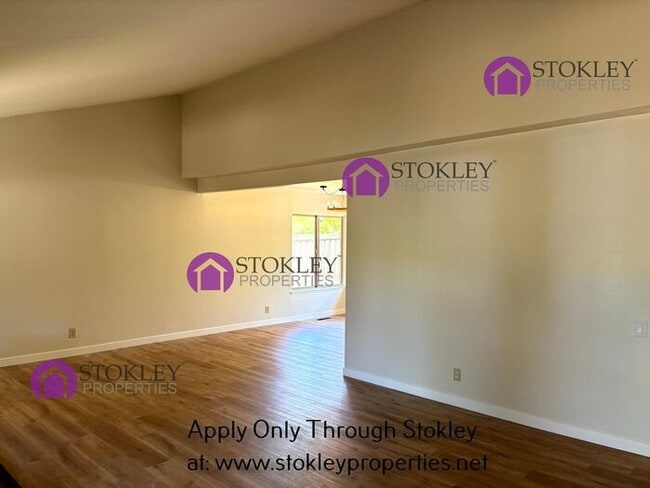 Building Photo - 622 Sutton Ct