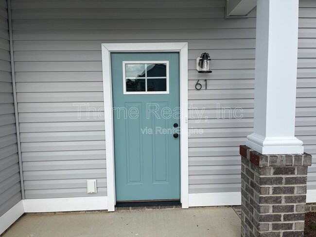 Building Photo - 61 B P Ln