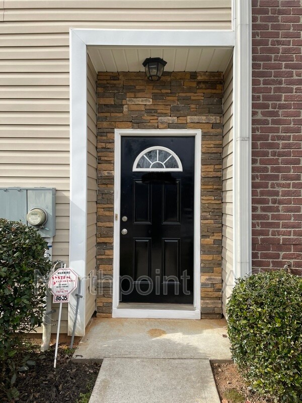 8573 Thomas Rd, Riverdale, GA 30274 House Rental in Riverdale, GA