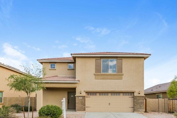 Primary Photo - Beautiful 4 Bedroom, 2.5 bath Home in Buck...