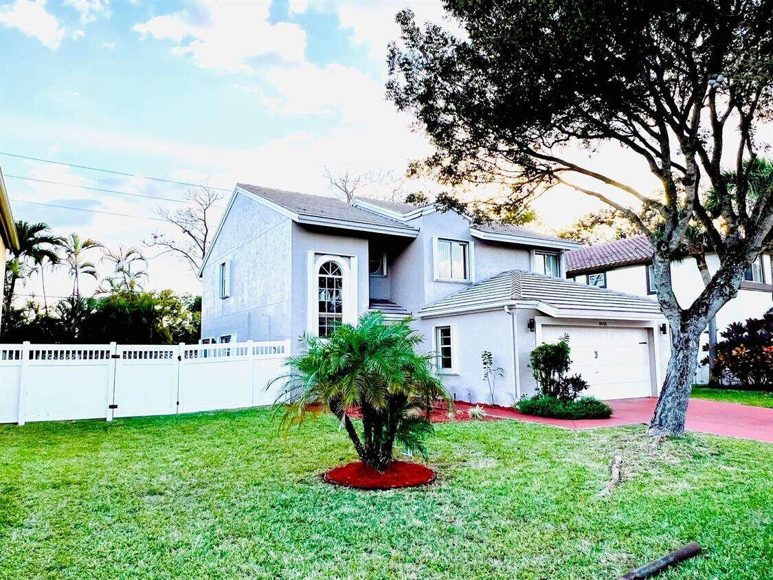 10710 Palm Spring Dr, Boca Raton, FL 33428 House Rental in Boca Raton