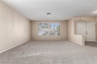 Building Photo - 330 John Henry Dr