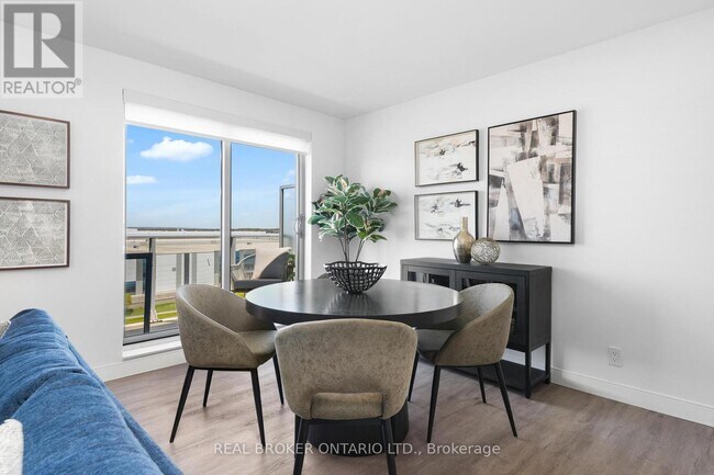 Building Photo - 100 Manett Crescent