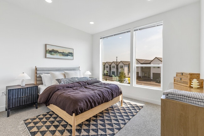 Building Photo - Westland Townhomes