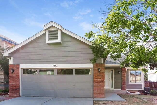 Building Photo - 7693 Halleys Dr