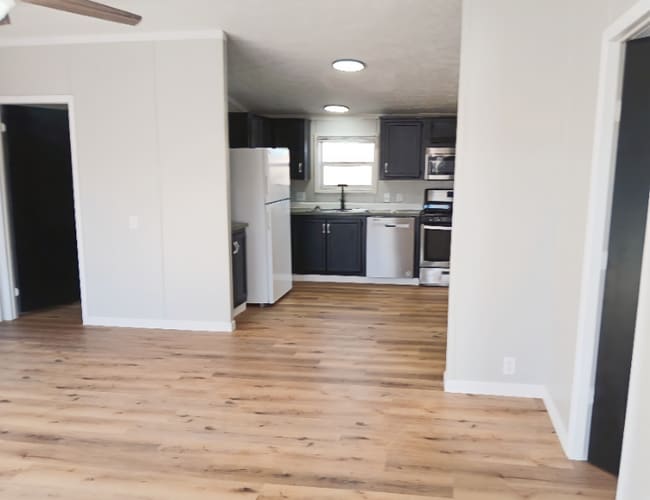 Building Photo - 2552 Smith Ave