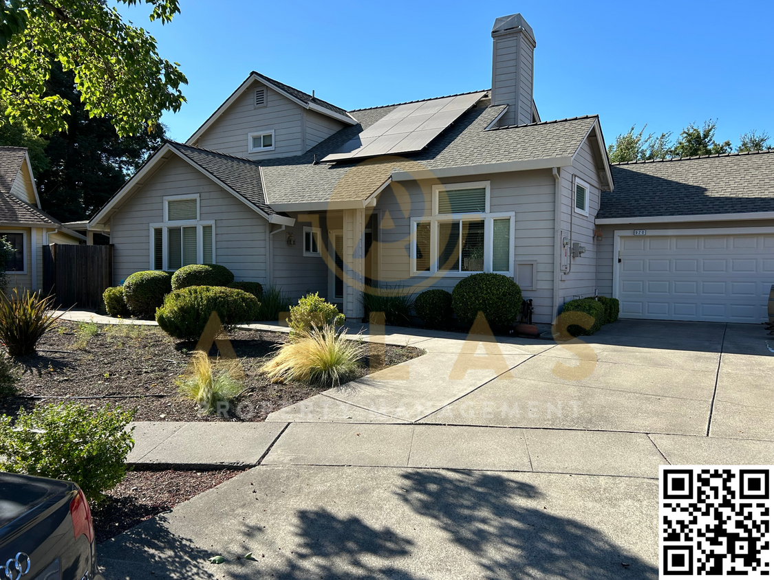 Foto principal - Beautiful 3-Bedroom Home in Napa – Spaciou...