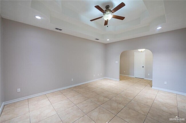 Foto del edificio - 1600 N 29th St