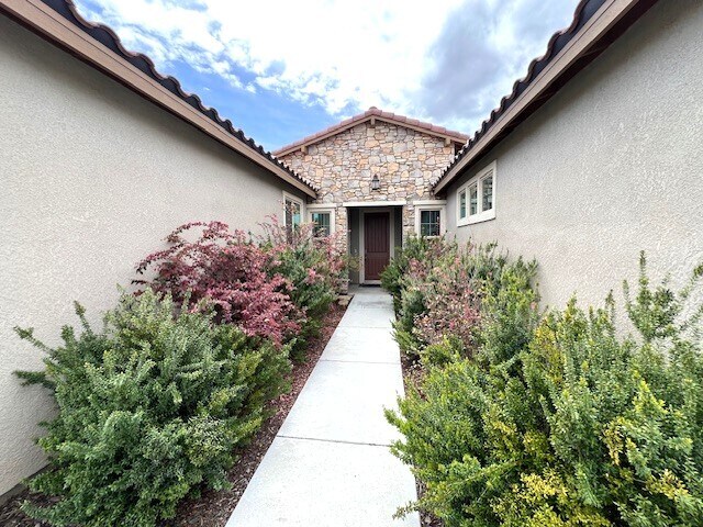 Foto del edificio - 14305 Pemberley Passage Ave
