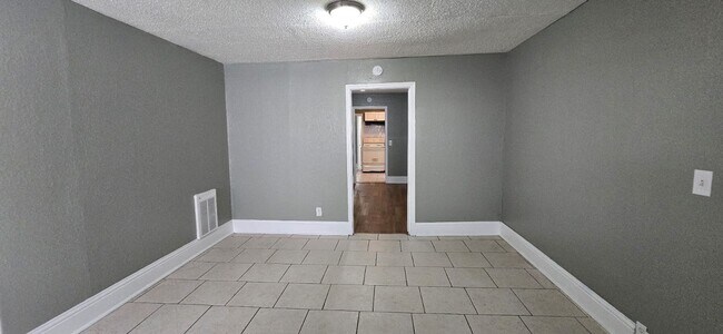 Foto del edificio - 3620 Potter St