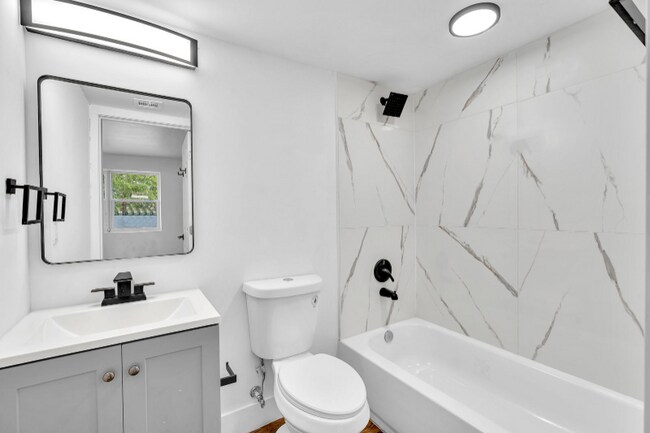Foto del edificio - 801 SW 15th Ave