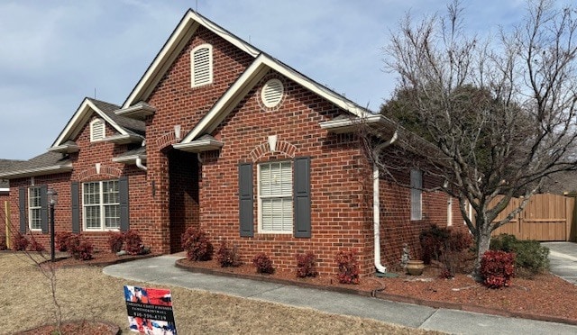 Photo - 1107 Avenshire Cir House