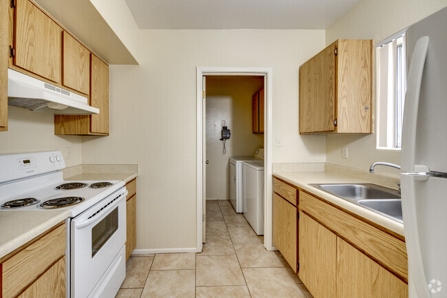 2BD, 1BA - 700SF - Kitchen & Laundry - Papago Fairways