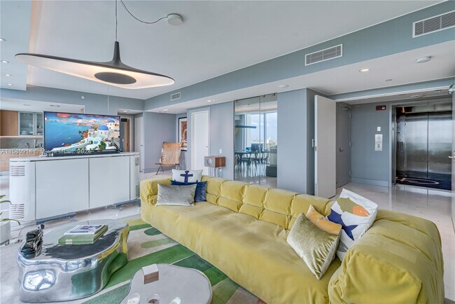 Foto del edificio - 2627 S Bayshore Dr