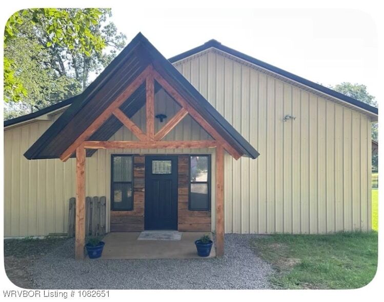 Foto principal - 1450 N Ulmer St