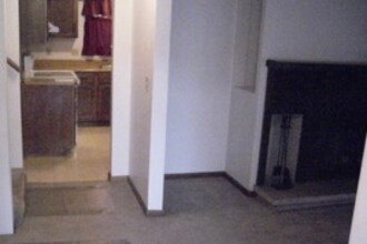 Foto del edificio - 1402 Heuss Ave