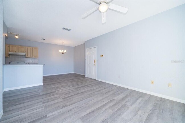 Foto del edificio - 8900 Legacy Ct