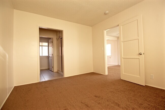 Foto del edificio - 3881 Martin Luther King Jr Blvd