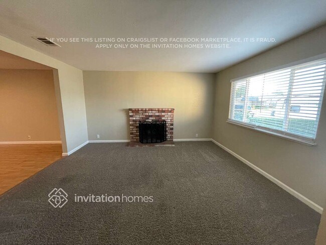 Building Photo - 612 Decoy Ln