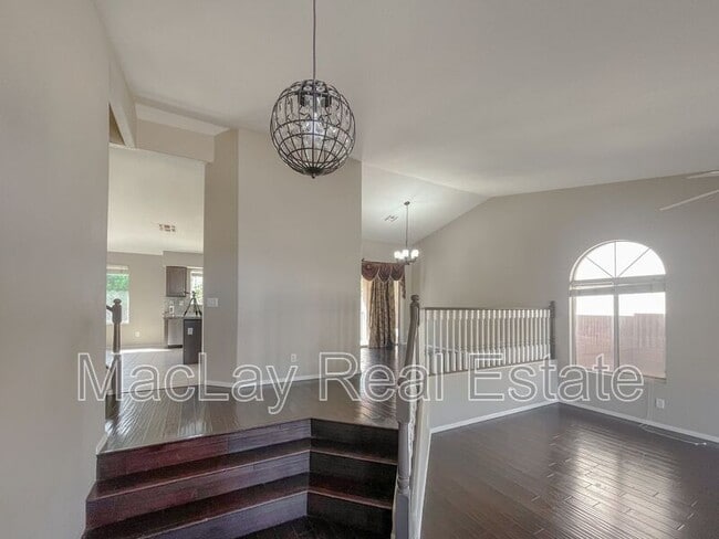 Foto del edificio - 1615 W Enfield Way
