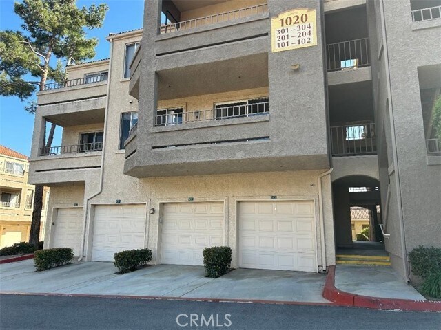 Primary Photo - 1020 Vista Del Cerro Dr