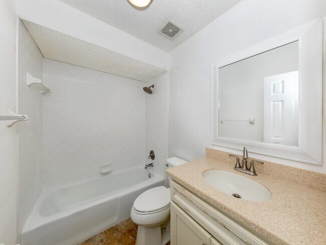 Foto del edificio - 664 Substation Rd