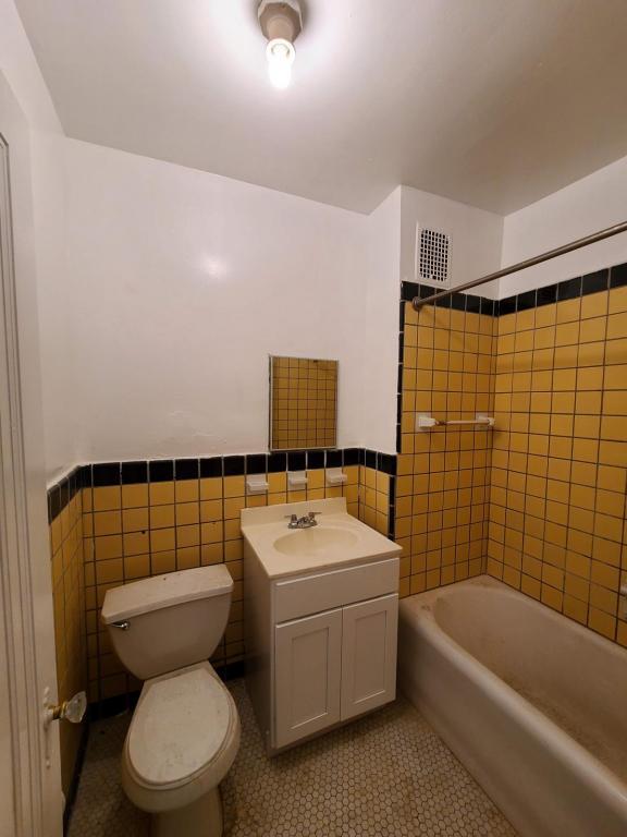 Foto del edificio - 6820 Ludlow Street