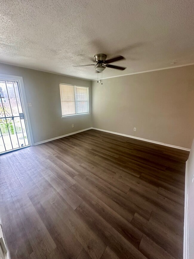 Photo - 3474 Beech Grove Rd House