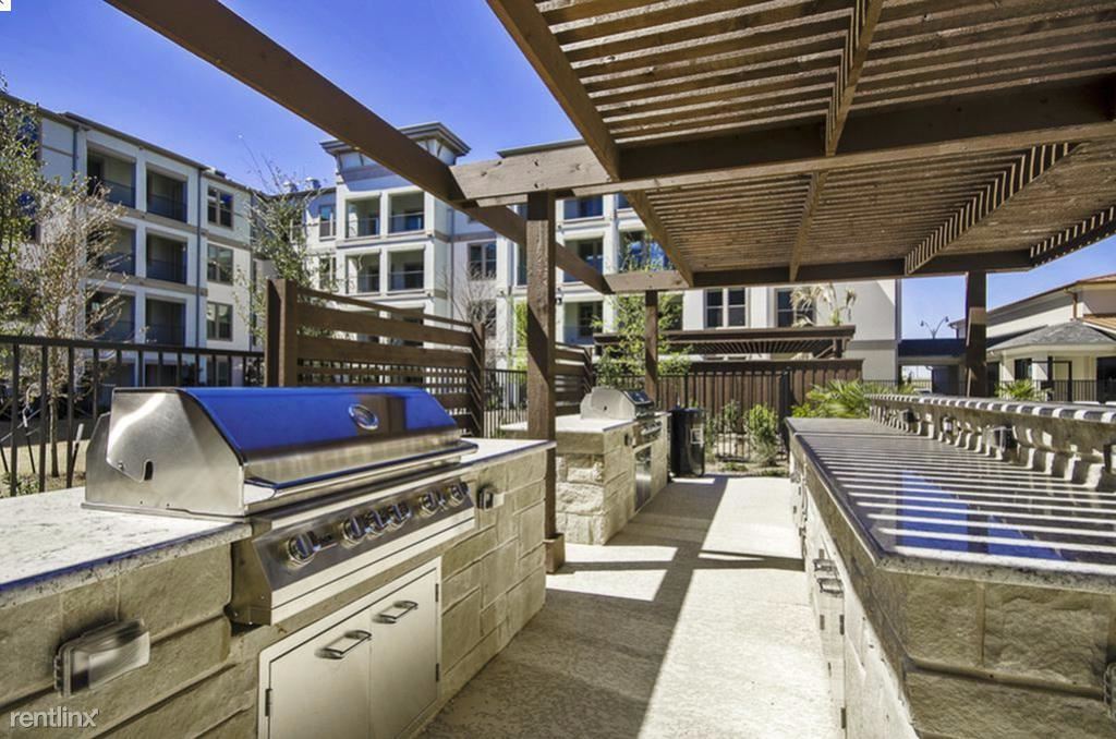 Foto principal - 3 br, 2 bath Condo - 1890 Mercer Pkwy E Fl...