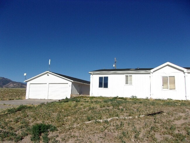 Building Photo - 828 S Sevier Hwy