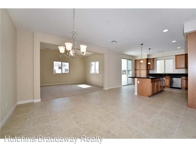 Building Photo - 4 br, 3 bath House - 1261 5th Street