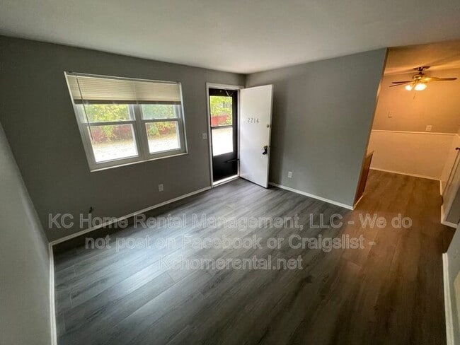 Foto del edificio - 2214 NE 77th St