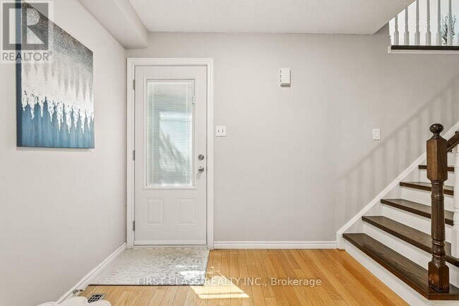 Building Photo - 5053 Rundle Ct
