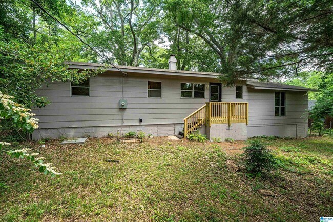 Foto del edificio - 216 Pine Tree Ln