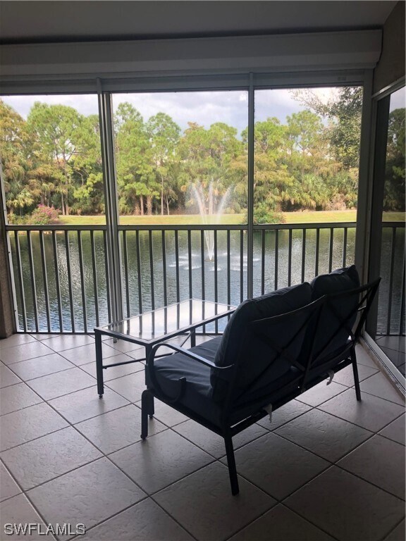 Foto del edificio - 5632 Whisperwood Blvd