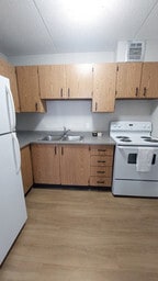 Building Photo - Cooper Place Apartments