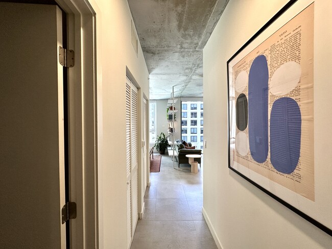 Foto del edificio - 78 NW 32nd St