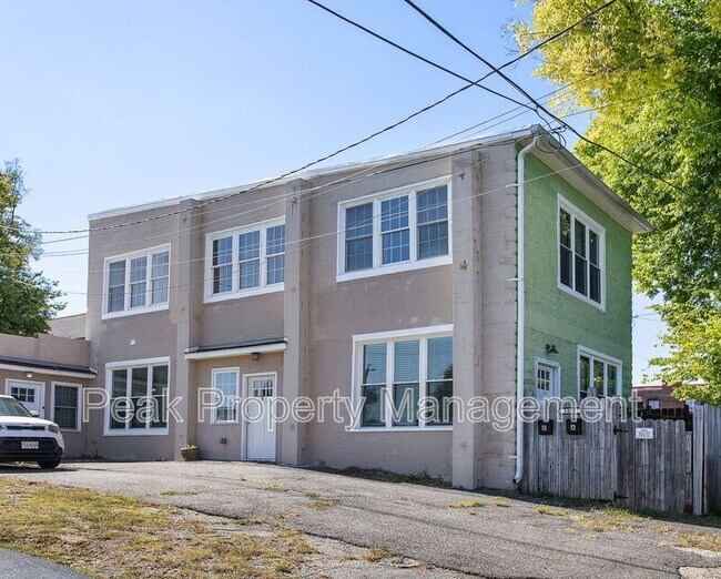 Building Photo - 1409 Catherine St