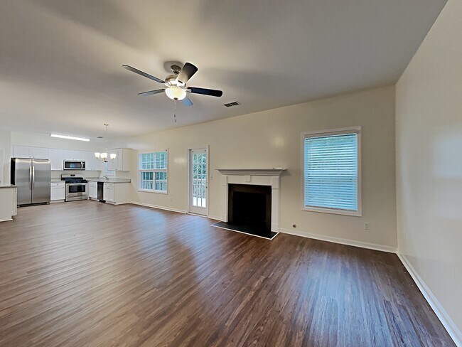 Building Photo - 303 Millpond Parkway