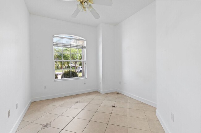 Building Photo - Gorgeous 3 Bedroom Home in Prestigious LPGA!
