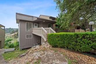 Building Photo - 321 Venture Blvd S